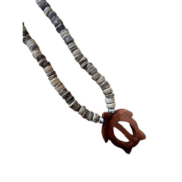 90s Y2K Unisex Turtle Necklace With Wooden Beads - Picture 1 of 4